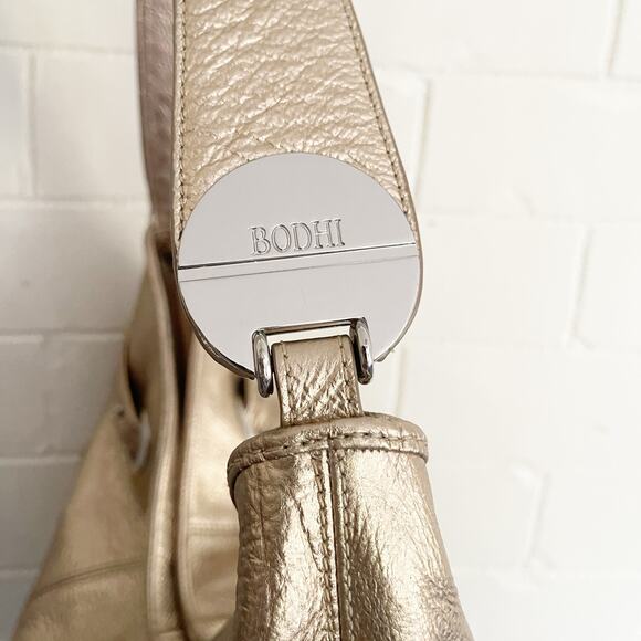 BODHI Gold Metallic Oversized Hobo Shoulder Bag - Picture 4 of 8